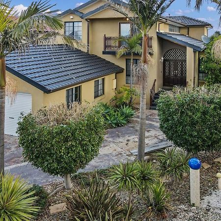 12 Mins To Mel Airport-Good Wood House Apartment St Albans Екстериор снимка